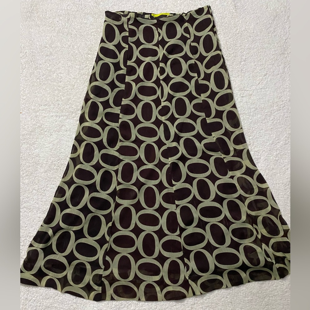 Stylish Sleek Brown and Cream Patterned Skirt Twirly Formal